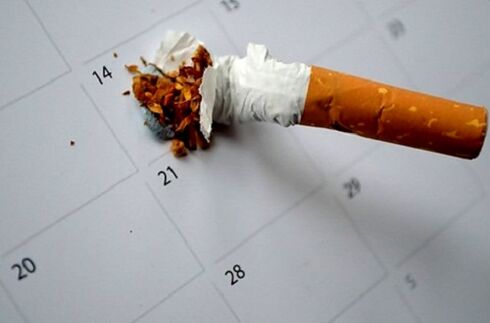 rozbitá cigareta a odvykanie od fajčenia